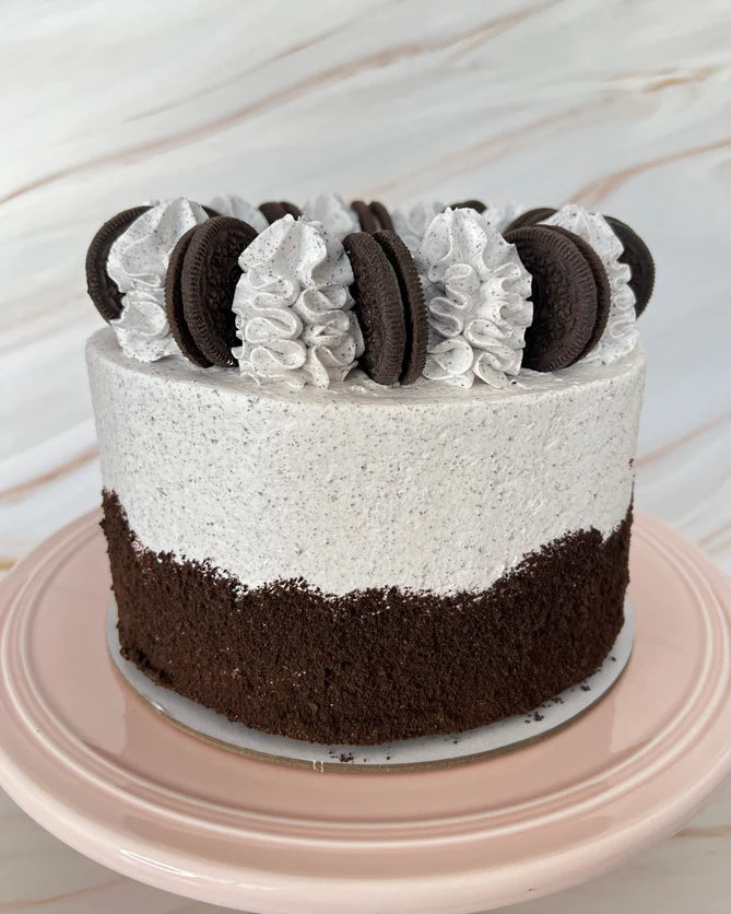 Cookies &amp; Cream Ice Cream Cake